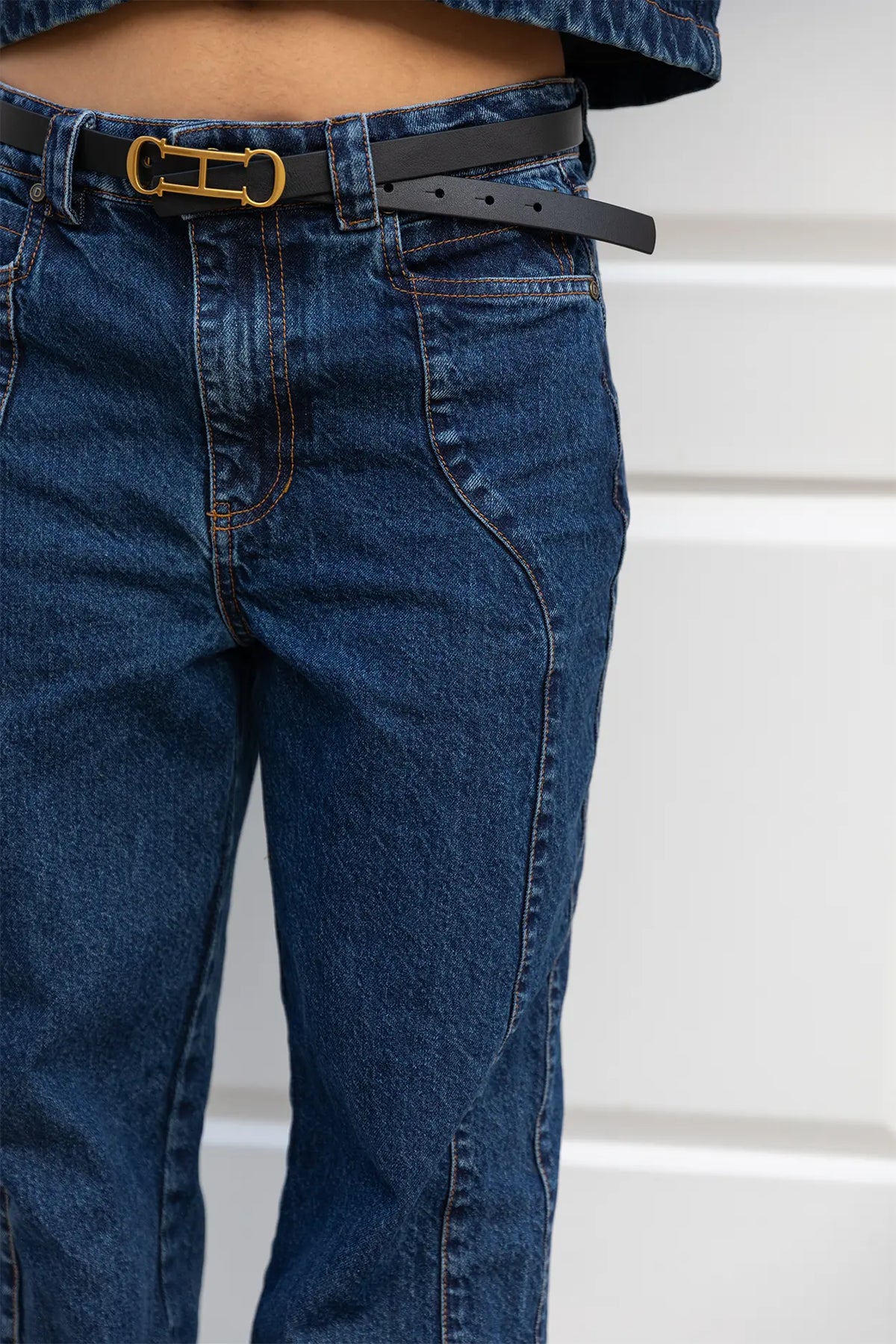 DENNIS Long Relaxed Straight Mid-Rise Jean